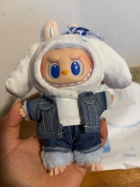 Cinnamoroll- Popmart THE MONSTERS x Hello Kitty and Friends Series